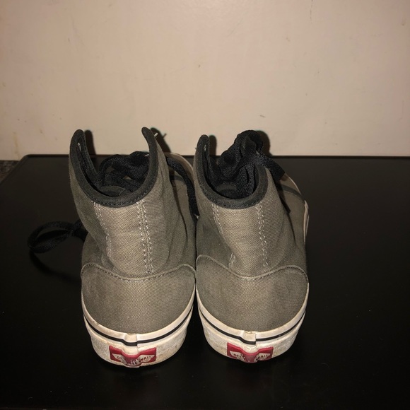 VANS OFF THE WALL - Picture 2 of 3